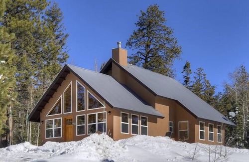Columbine Lake House | A $ Steal - Get Away from it All!