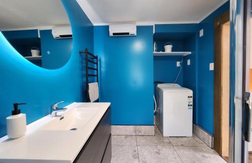 Dunedin City Centre House | A Stone's Throw From Town Main House