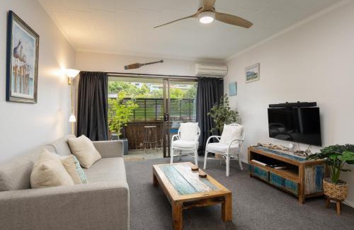 Picton Apartment | A Stone's Throw