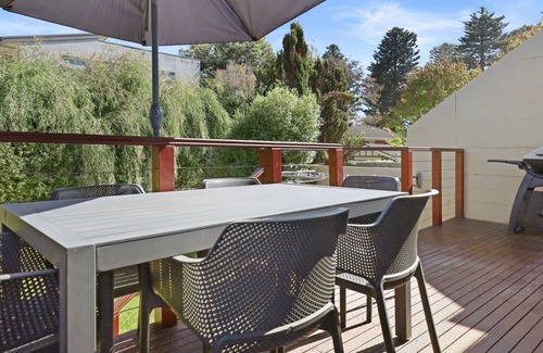 Port Fairy House | A stone's throw to East Beach Tuscany is an idea family holiday home