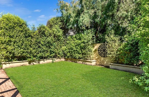 Port Fairy House | A stone's throw to East Beach Tuscany is an idea family holiday home