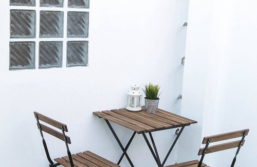 Samsen Nai Apartment | A Studio, 2 Beds, Free Wifi, 3 min to BTS Sanampao
