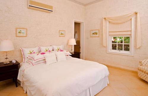 Mullins House | A Stunning Colonial-Style Caribbean Villa
