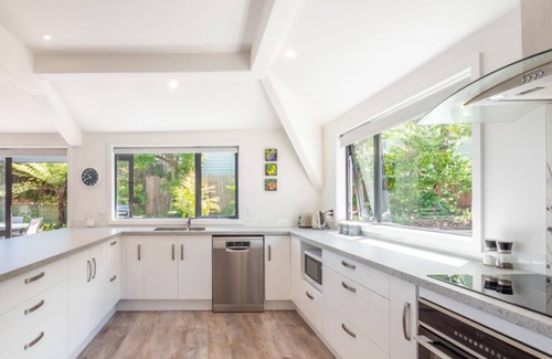 Nelson House | A stunning home with views that have to be seen to be believed