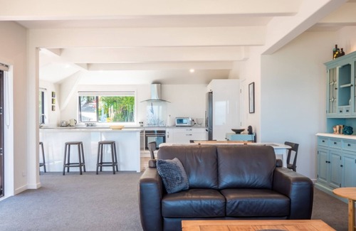 Nelson House | A stunning home with views that have to be seen to be believed