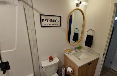 Southeast Calgary Apartment | A stylish 2 BDR with a blend of cozy and peace!