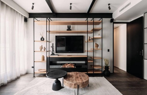 Arts-et-Metiers Apartment | A Sumptuous 2BED with Services in the Marais