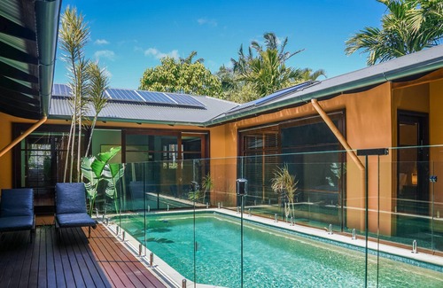Suffolk Park House | A SWEET ESCAPE - Karuna Beachside Hideaway