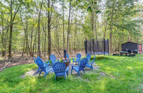 Tobyhanna House | A Time to Remember Home in Tobyhanna with Pool!