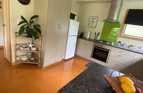 Raglan Apartment | A Town Escape - Bush/water views