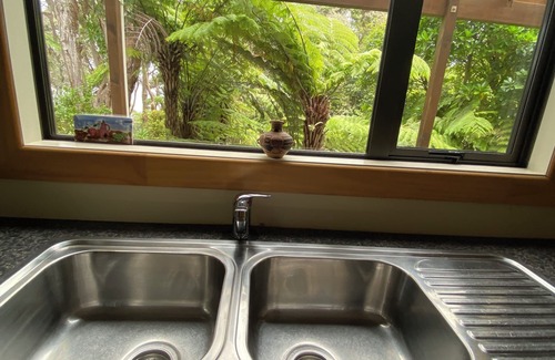 Raglan Apartment | A Town Escape - Bush/water views