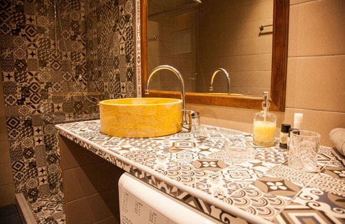 Kaligata Villa | A traditional and fully equipped house,since 1864, whichis more than 120 m2