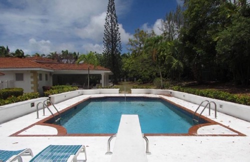 Halcyon Heights House | A Tranquil Escape in Sandy Lane, Barbados