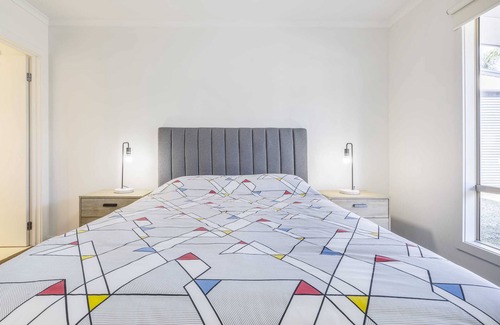 Coronet Bay House | A Tranquil Getaway Just a short stroll from Coronet Bay Beach"