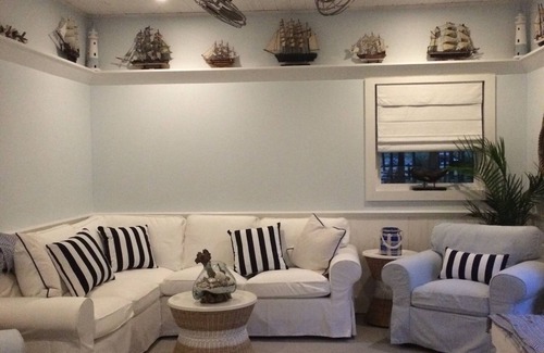 Durham Region House | A true getaway. Pool cabana pickleball .10 acres fully manicured.