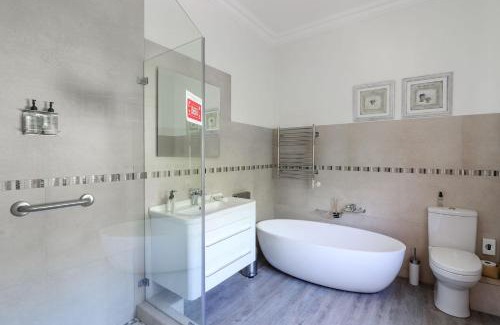 Fish Hoek House | A Tuscan Villa Guest House