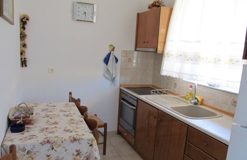 Pefkos Apartment | A two-Bedroom Apartment close To The Main Beach Of Pefkos and Shopping Centre.
