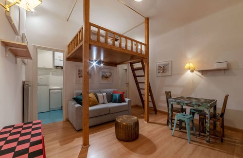 Rione V Ponte Apartment | A un passo da via Giulia/Campo de’Fiori, con ingresso indipendente