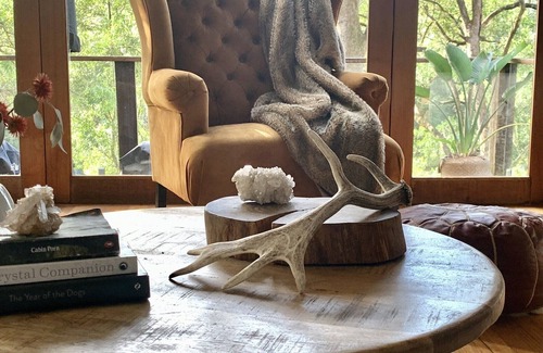 Kangaroo Valley House | A unique Treehouse overlooking Kangaroo River.