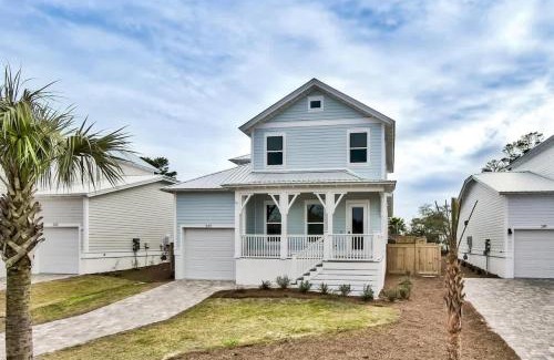 West Panama City Beach House | A Wave From It All Bikes Lake Grill