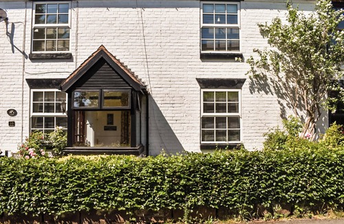 Waresley Cottage | A wonderful three bedroom cottage sleeping six.