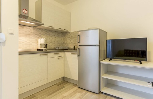 Podstrana Apartment | A1 - spacious apt with the sea view & use of pool