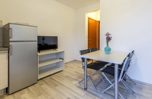 Podstrana Apartment | A1 - spacious apt with the sea view & use of pool