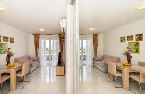 Mejasi Apartment | A2 - modern apt with the terrace & sea view