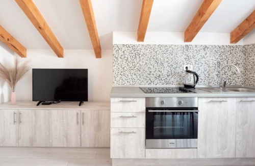 Podstrana Apartment | A5 - spacious apt with the sea view & use of pool