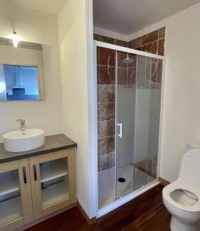Imphy Apartment | A6 Familiale Parking Wifi 1 Grd Chambre 3 lits 1 canap 2 à 6 personnes AMELIE
