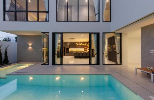 Su Thep Apartment | A9 Airport pool villa