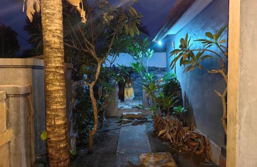 Jungut Batu House | Aalayam homestay
