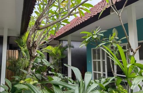 Jungut Batu House | Aalayam homestay