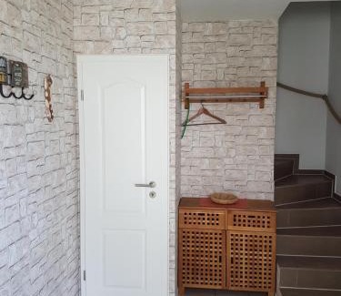 Zierow House | Aaron