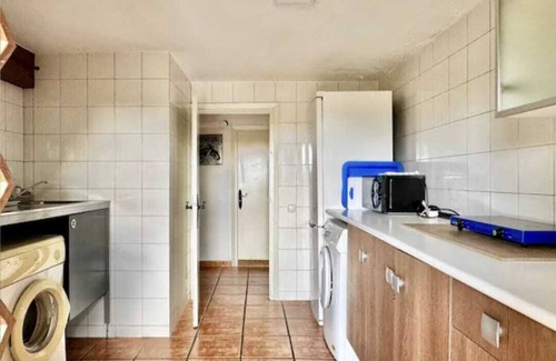 Galapagar Cottage | Abantos-the house in Galapagar. Apartment with direct access to the pool and lawn