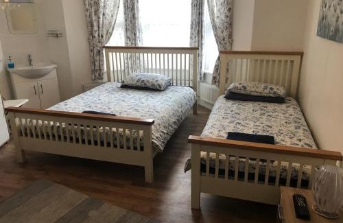 Southampton City Centre House | Abbey Lodge Guest House