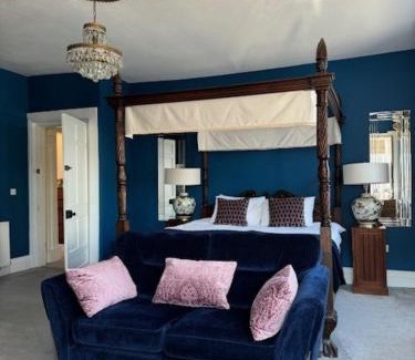 Youghal House | Abbey View House