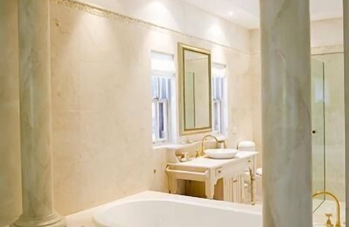 Ewingsdale Bed & Breakfast | Abbie's Byron Bay Villa