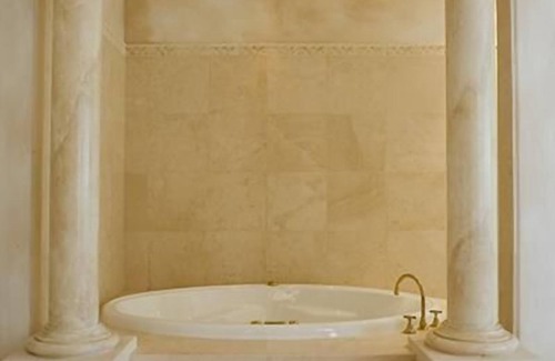 Ewingsdale Bed & Breakfast | Abbie's Byron Bay Villa