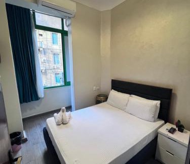 Qasr an-Nil Hotel | Abdeen palace view Hotel