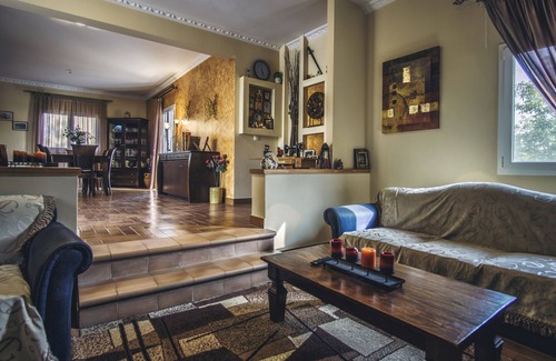 Danilia House | Abeautiful neoclassic house located on a provincial road near Corfu town.