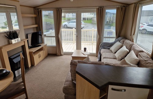 Llanarth Cabin | ABERAERON wide horizons site 5 minutes walk from town centre 2 bed sleeps 6.