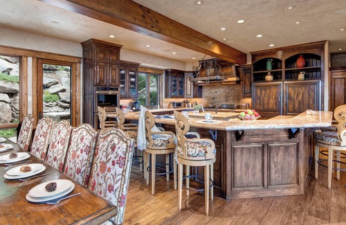 Deer Valley House | Abode at Chateau Jordan | Ski In/Out DV, Stunning Views, Gated Community