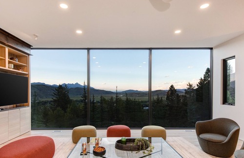 Jackson House | Abode at Pinnacle Place