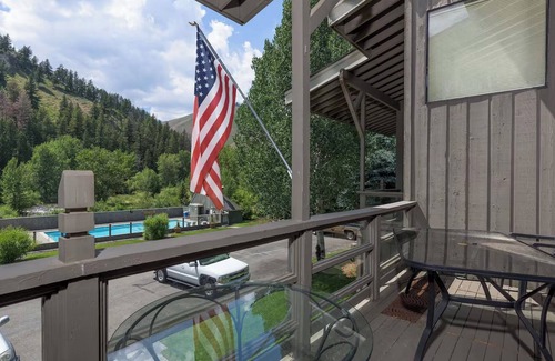 Ketchum Condo | Abode at Warm Springs Ranch Creekside | Luxury Ketchum Vacation Rental
