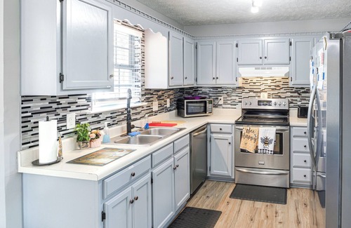 Murfreesboro House | Above-Ground Pool & Backyard at Murfreesboro Home!