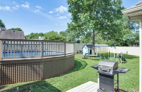 Murfreesboro House | Above-Ground Pool & Backyard at Murfreesboro Home!