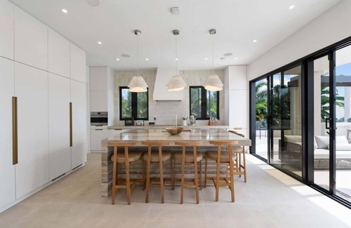 Reeds Bay Villa | Above the Clouds - 4 bedroom