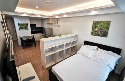 Poblacion District Apartment | Abreeza Place Hidden Gem