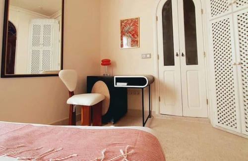 Medina of Tangier Bed & Breakfast | Absinthe Guesthouse : Charming Room With Street View - La Marjane